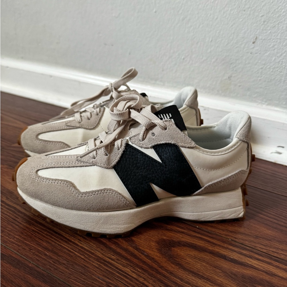 New Balance Sneakers size 7